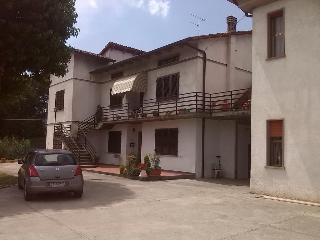 A Casa Di Lavinia Apartment Quarrata Luaran gambar