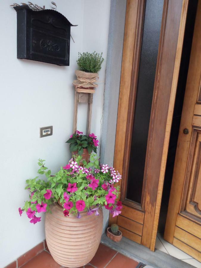 A Casa Di Lavinia Apartment Quarrata Luaran gambar
